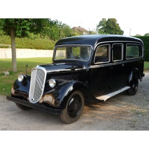 corbillard citroen U 23 de 1948