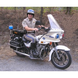 kawasaki-moto-de-la-police-californienne