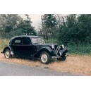 Citroën berline Traction 11B noir 1955