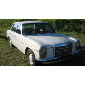 mercedes 220 D 1974 berline