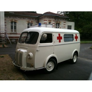 ambulance peugeot D4 1960