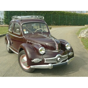 panhard dyna X86 berline 1953