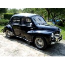 Renault Berline 4 CV noir 1956